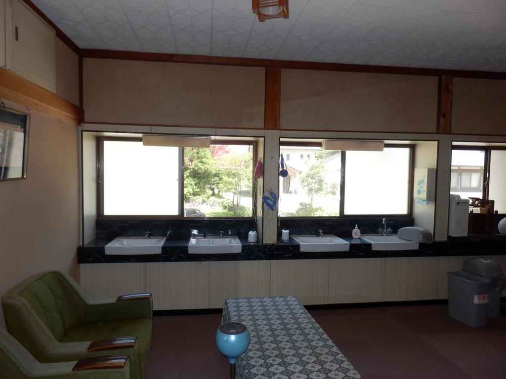 富山県 よしのや旅館 Nanto Kültér fotó