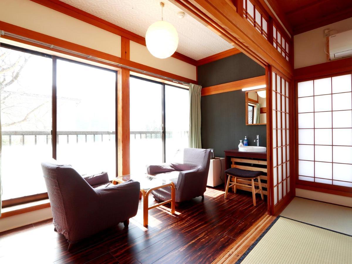 富山県 よしのや旅館 Nanto Kültér fotó